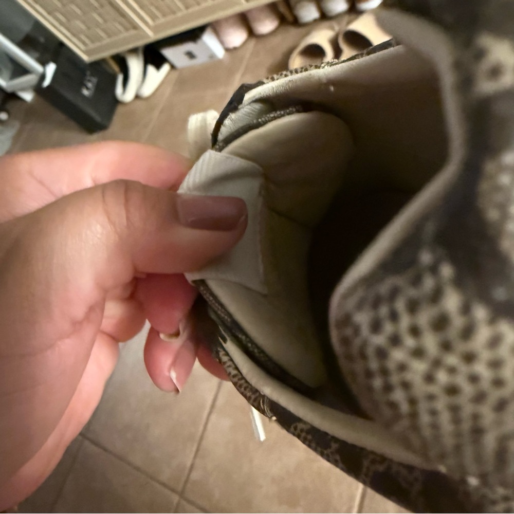 Gucci Rython Chunky Sneakers Size 39 - Picture 3 of 7